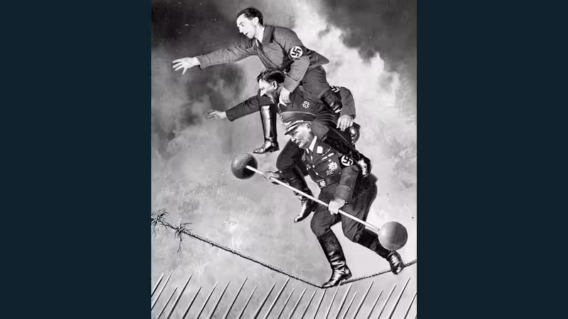 Hitler, Gøring og Gøbbels balancerer på linen